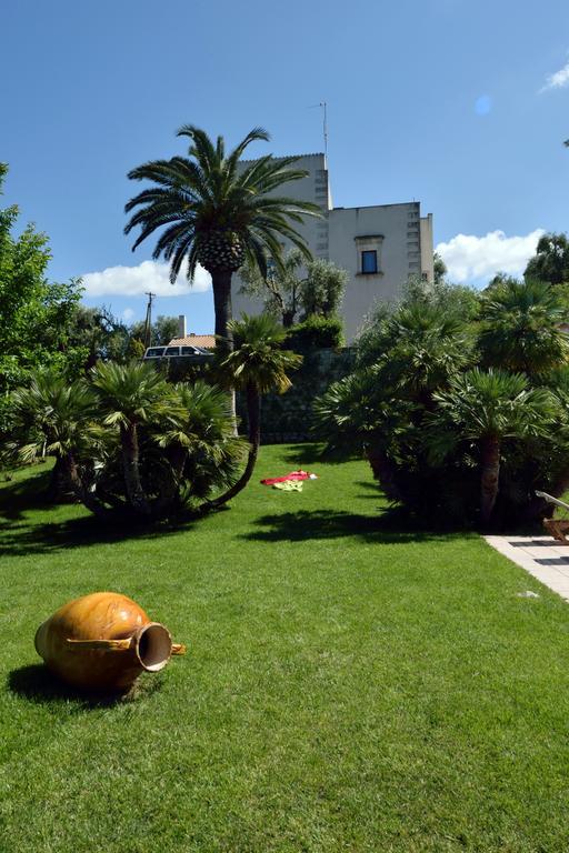 Agriturismo Torre Dei Preti ペスキチ エクステリア 写真