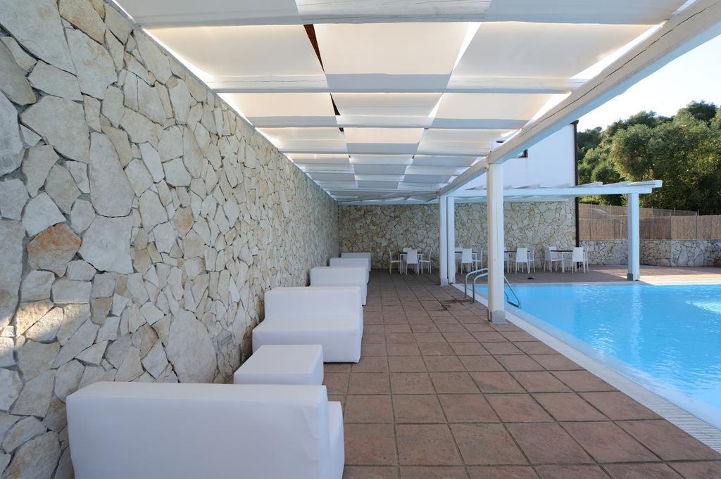 Agriturismo Torre Dei Preti ペスキチ エクステリア 写真